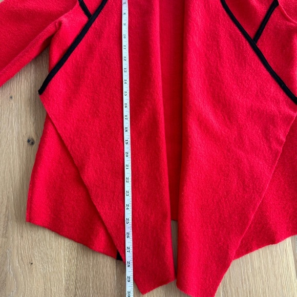 Chico’s Women’s Trimmed Traci Drape-front Cardigan Solid Red Wool Size 2 Sweater - Picture 4 of 12